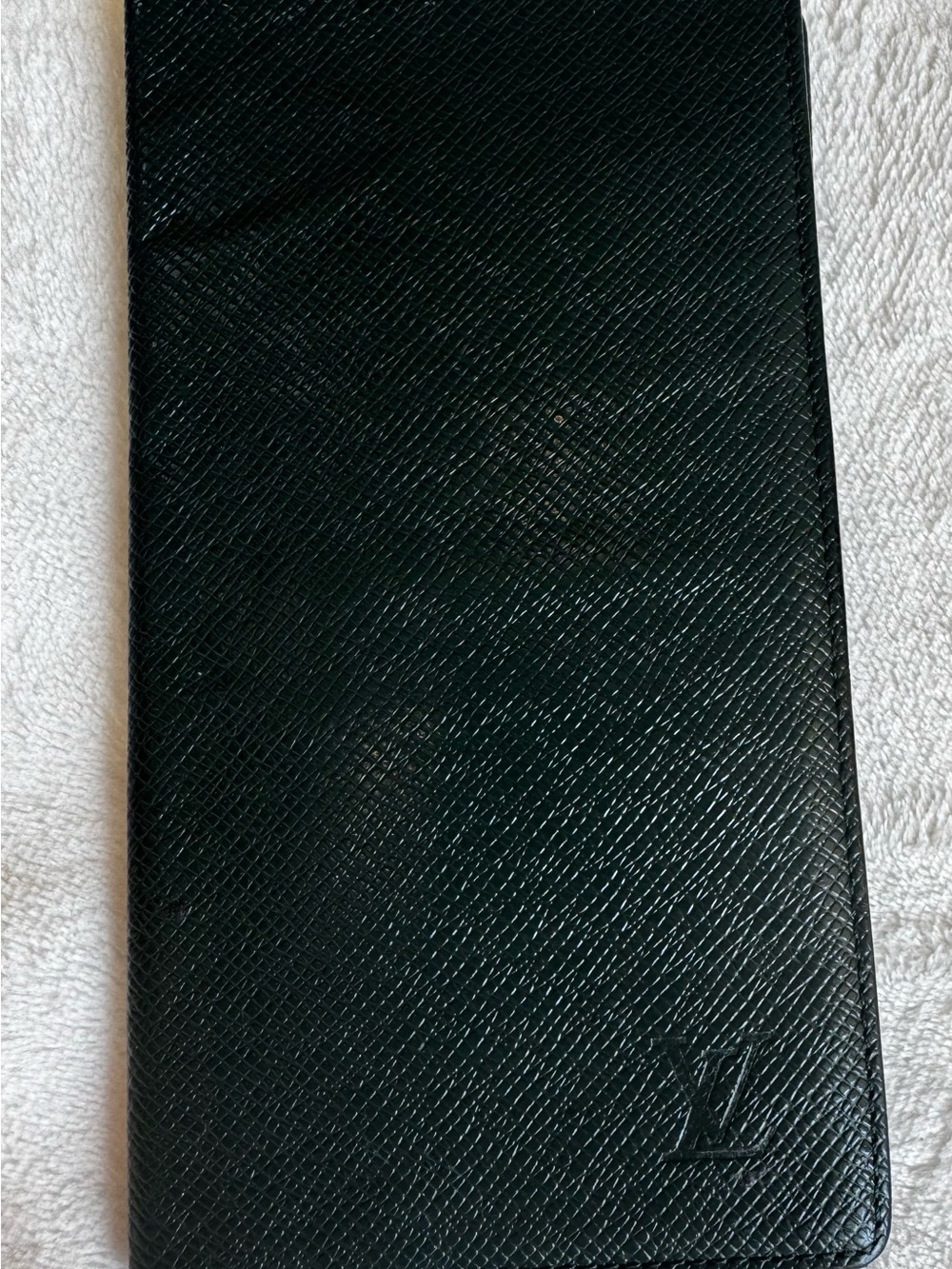 Vintage Louis Vuitton Long Wallet / Checkbook Holder in green Taiga leather